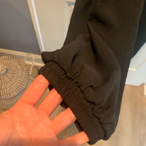 Tapered Ankle Long Sleeve Romper - Picture 5 of 7